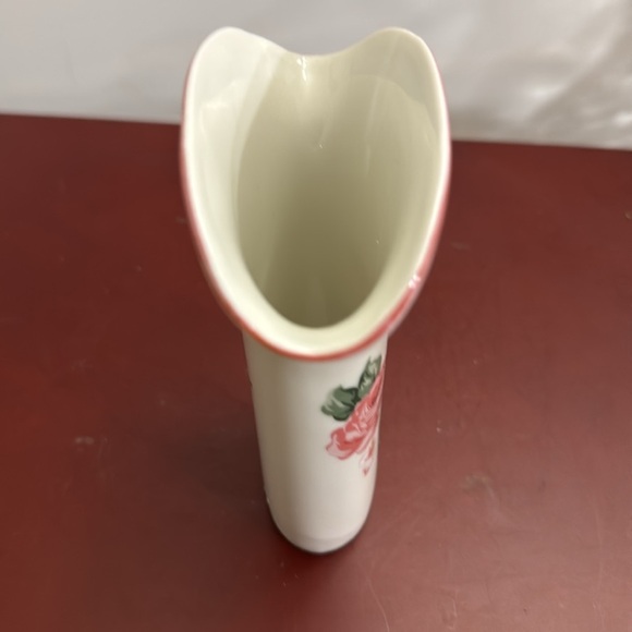Vintage antique Victorian pastel mini rose bud vase -good vintage condition - Picture 4 of 6